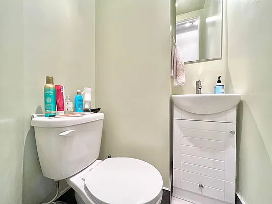 Rented by Doorway NYC, LLC | media 22