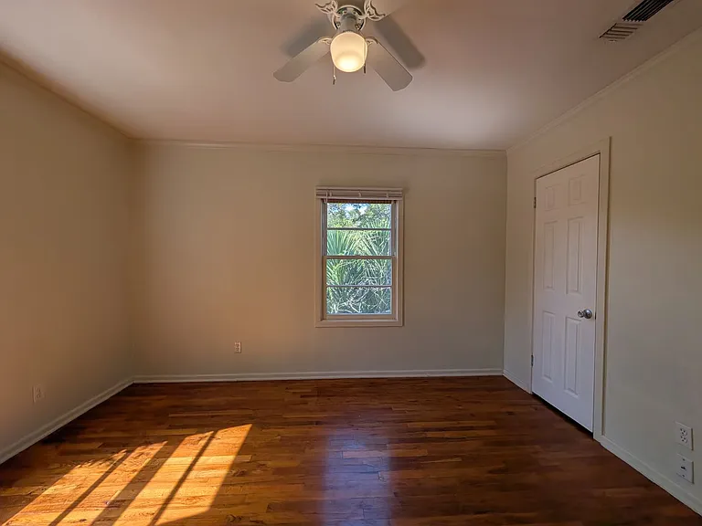 890 Josephine St — Photo 30
