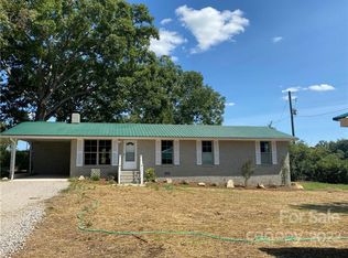 1911 Beacon Rd, Lancaster, SC 29720