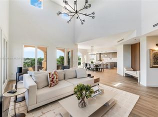 13647 Deering Bay Dr PENTHOUSE 151, Coral Gables, FL 33158