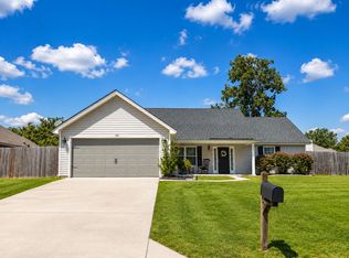 297 Teal Lake Dr, Richmond Hill, GA 31324