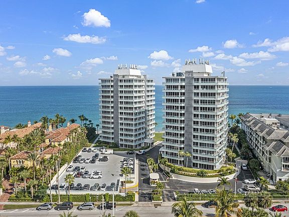 4th image of 3554 Ocean Dr Ph 3S