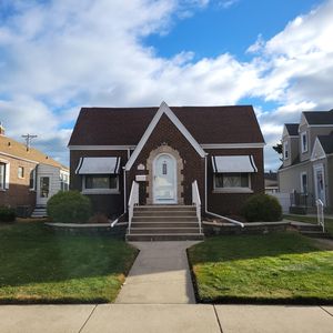 1607 Parkview Ave, Whiting, IN, 46394