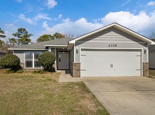 2326 Duncan Ridge Dr, Navarre, FL 32566