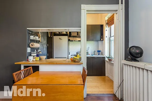 Rented by Mdrn Residential | media 2