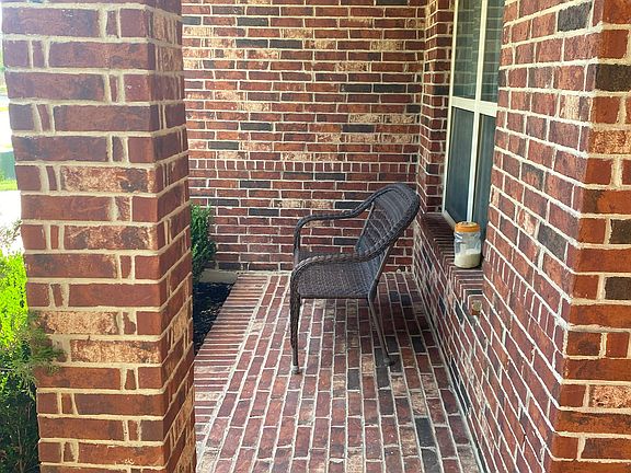 2nd image of 1849 Potrillo Ln