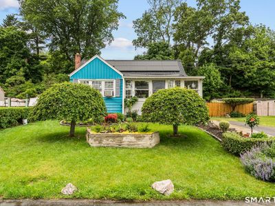 265 Jennings Avenue, Bridgeport, CT, 06610