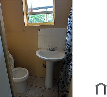 4th image of 1171 Iroquis Ave
