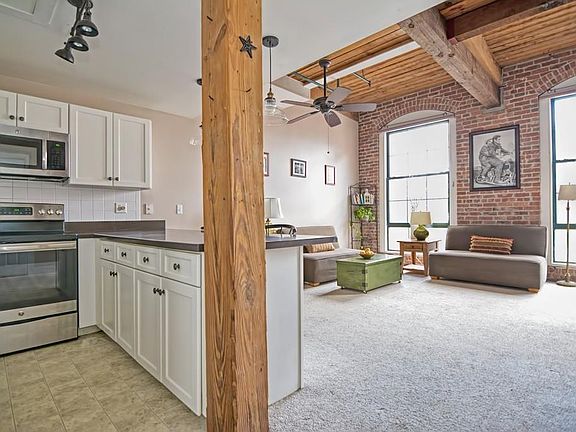 4th image of 14 Sanford St Unit 31