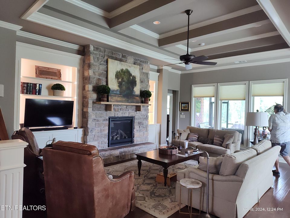 2nd image of 834 Briarstone Ln