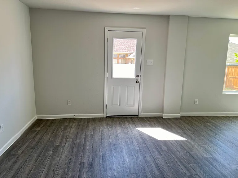 7333 Tin Star Dr — Photo 11