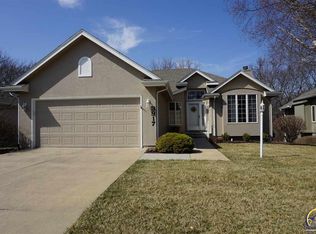 3917 SW Stonybrook Dr, Topeka, KS 66610