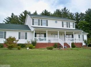 180 Begonia Trl, Mount Airy, NC 27030