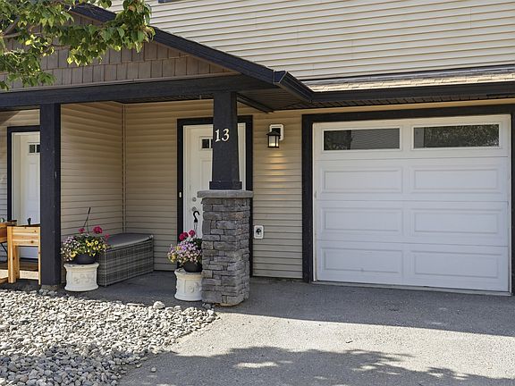 2nd image of 1741 Tranquille Rd #13
