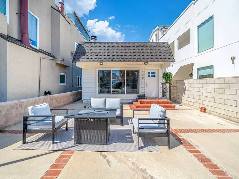 920 W Balboa Blvd #920 — Photo 40