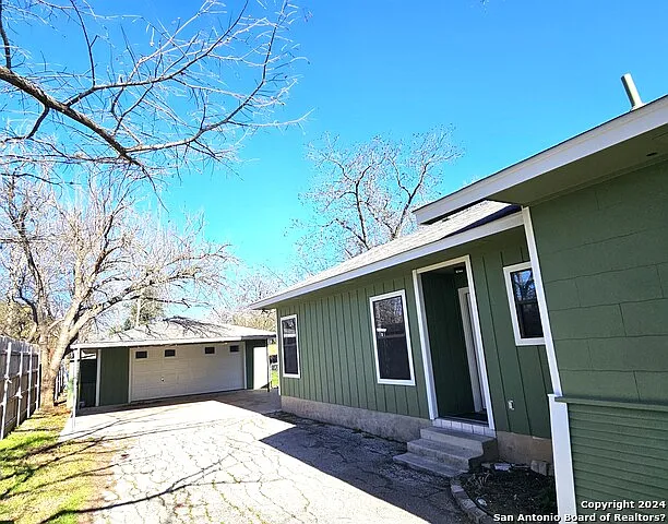 101 Santa Clara St — Photo 4