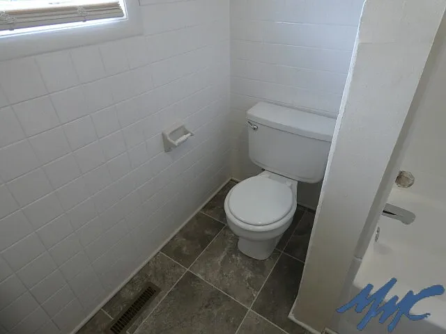 822 Kirkwood Ave — Photo 16