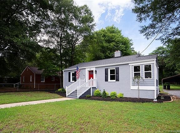 3rd image of 308 Westwood Dr