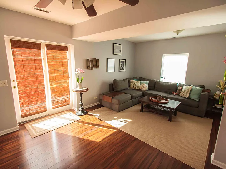 1005 Dewey Ave #COACH HOUS — Photo 9