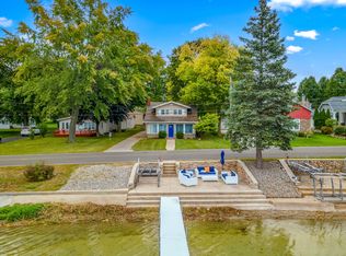 683 Lake Dr, Coldwater, MI 49036