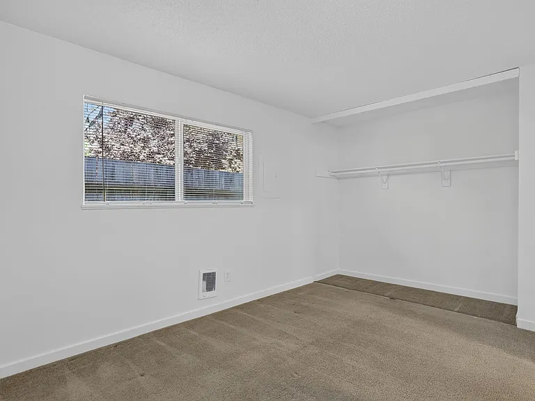 2523 NW Savier St — Photo 21