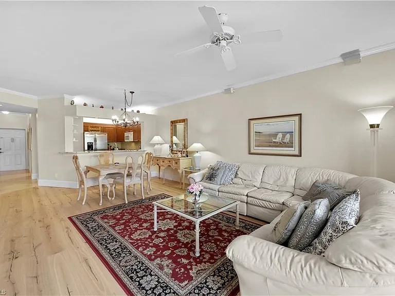 7622 Pebble Creek Cir #102 — Photo 2