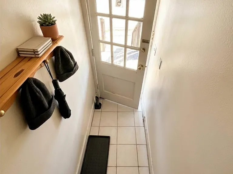 119 N Hamilton St #5 — Photo 30