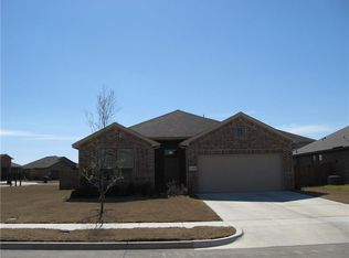 1709 Cross Creek Ln, Cleburne, TX 76033