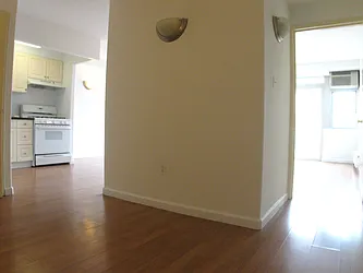 Rented by Uptown Property Group