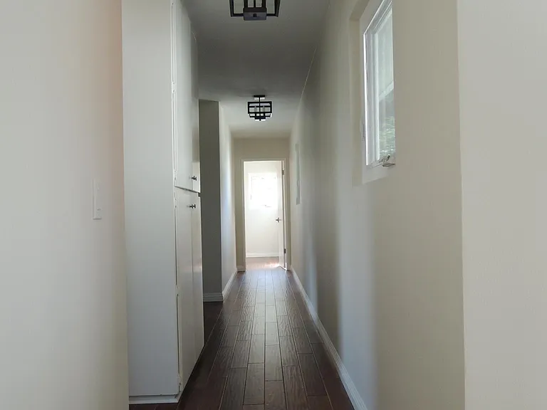 4527 Vista Largo — Photo 18