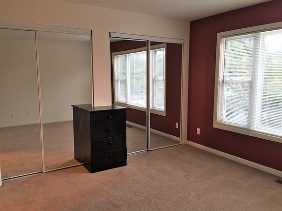 5th image of 612 N Grant St #13