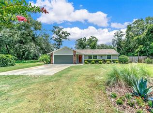 135 Lake Charles Rd, Deland, FL 32724