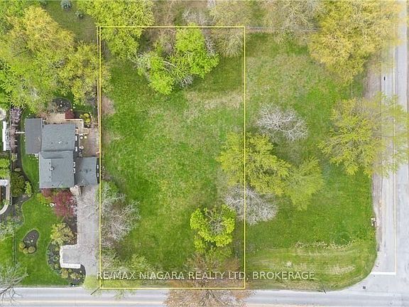 3rd image of 14662 Niagara River Pkwy