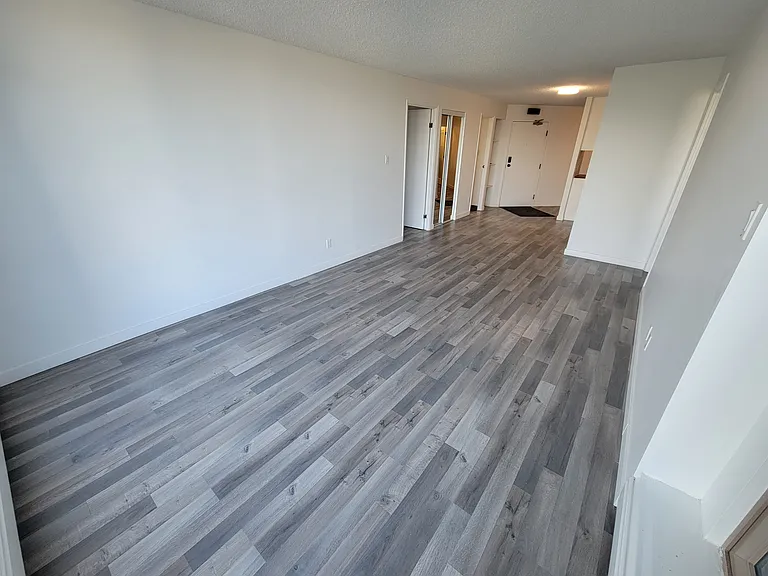 10149 Saskatchewan Dr NW #401 — Photo 7