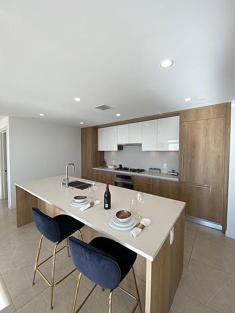 1st image of 1204 S Hope St #3113