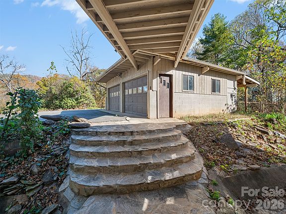 5th image of 19 Old Patton Hill Rd