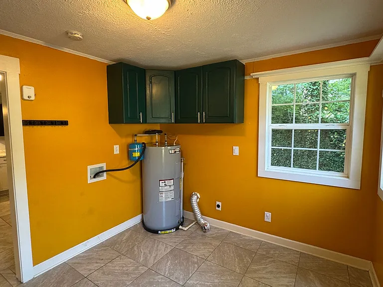 125 Raleigh Ave — Photo 15