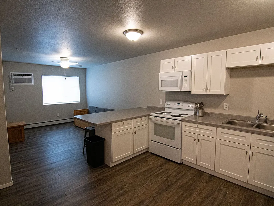 Plaza View Apartments