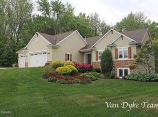 4540 Grand Ridge Dr SW, Wyoming, MI 49418