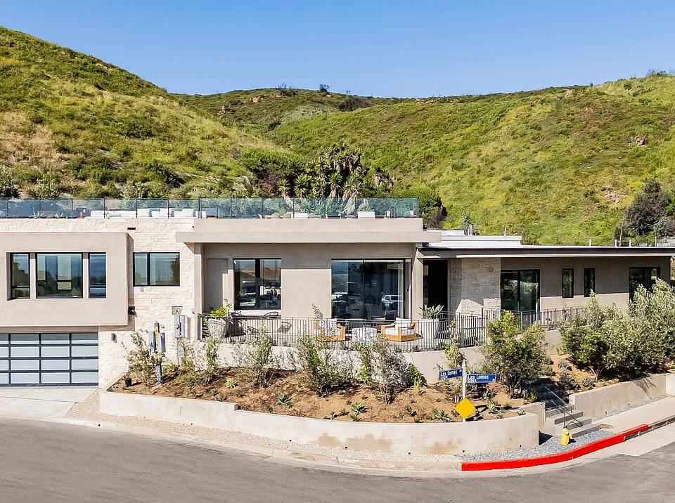 1205 Las Lomas Place Los