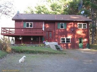 38 Bog Rd, Northport, ME 04849