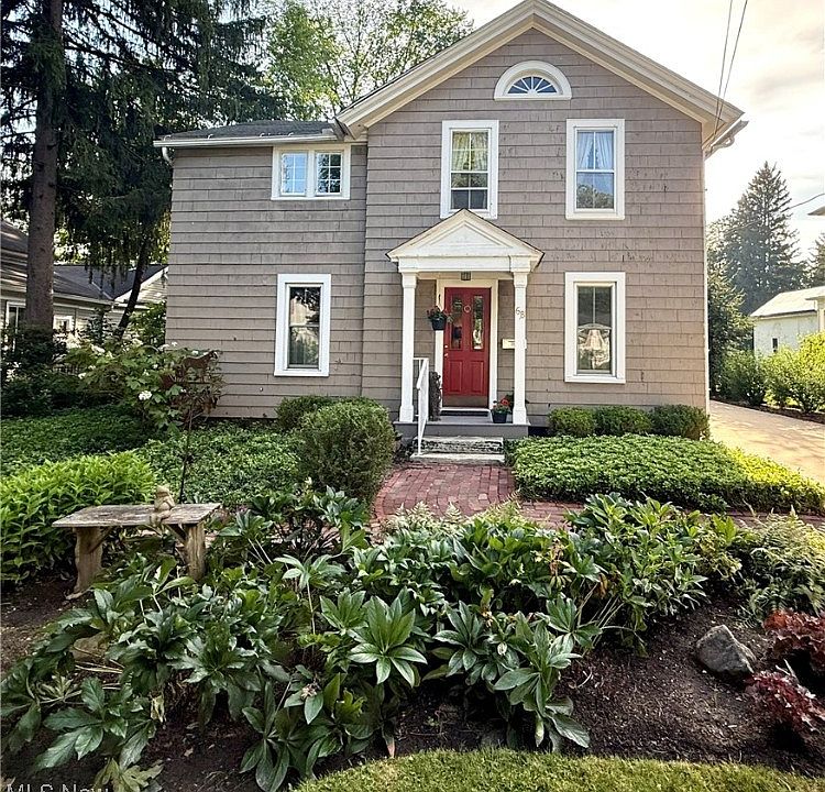 2nd image of 68 Church St