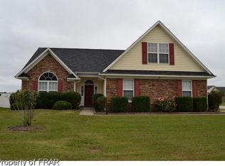 296 Huntington Dr, Raeford, NC 28376