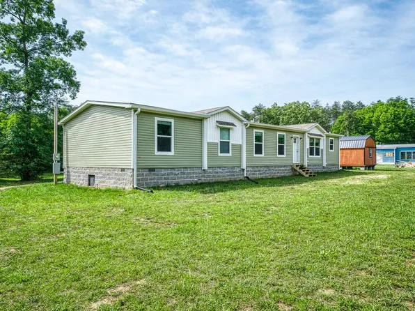 1267 Archie Rhinehart Pkwy, Spencer, TN 38585