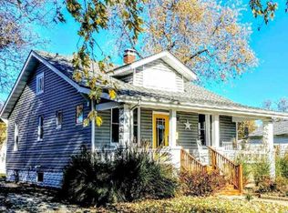 305 N 40th St, Belleville, IL 62226