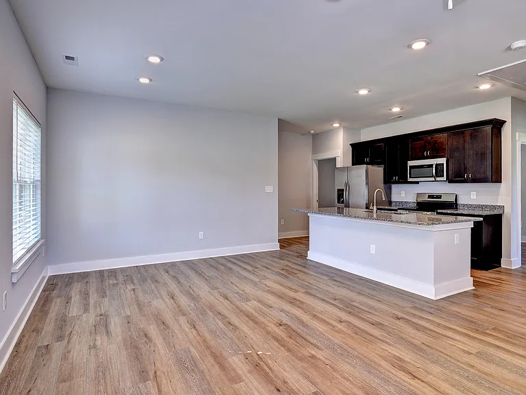 102 Magruder Ave — Photo 9