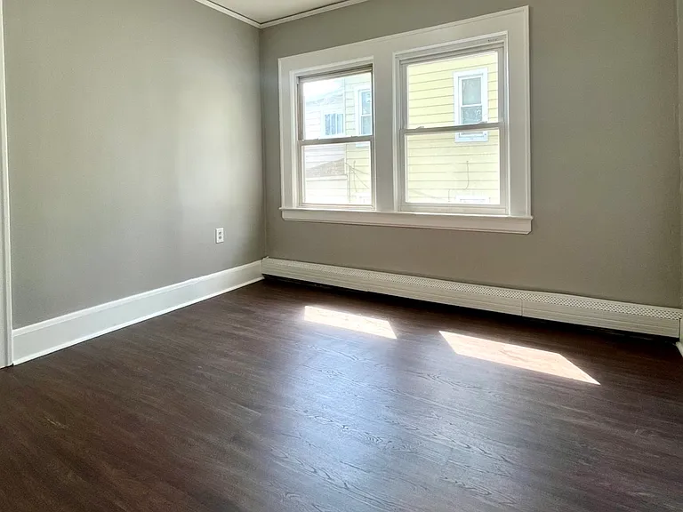9 Rosedale Ave #2 — Photo 6