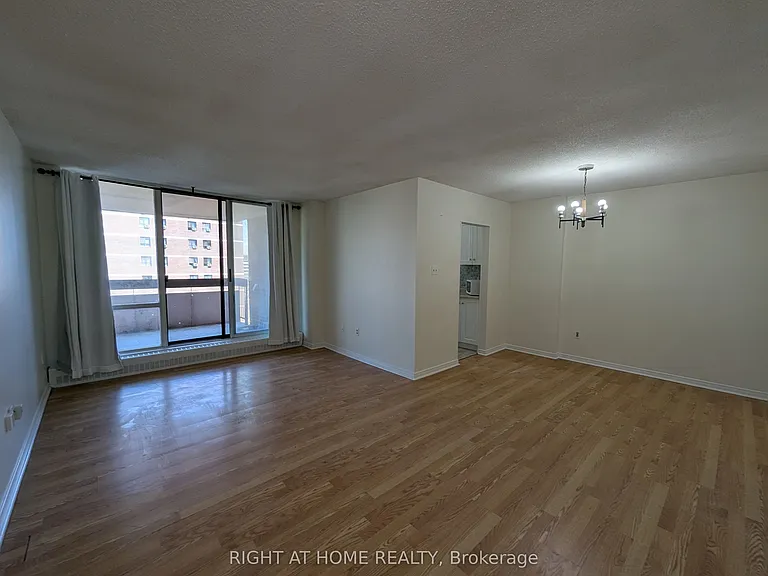 1615 Bloor St N #708 — Photo 5