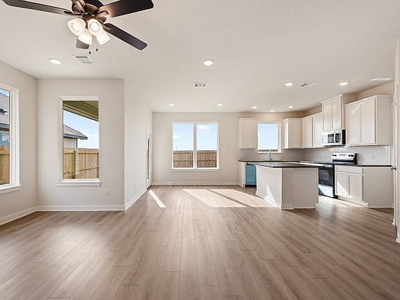 7th image of this home