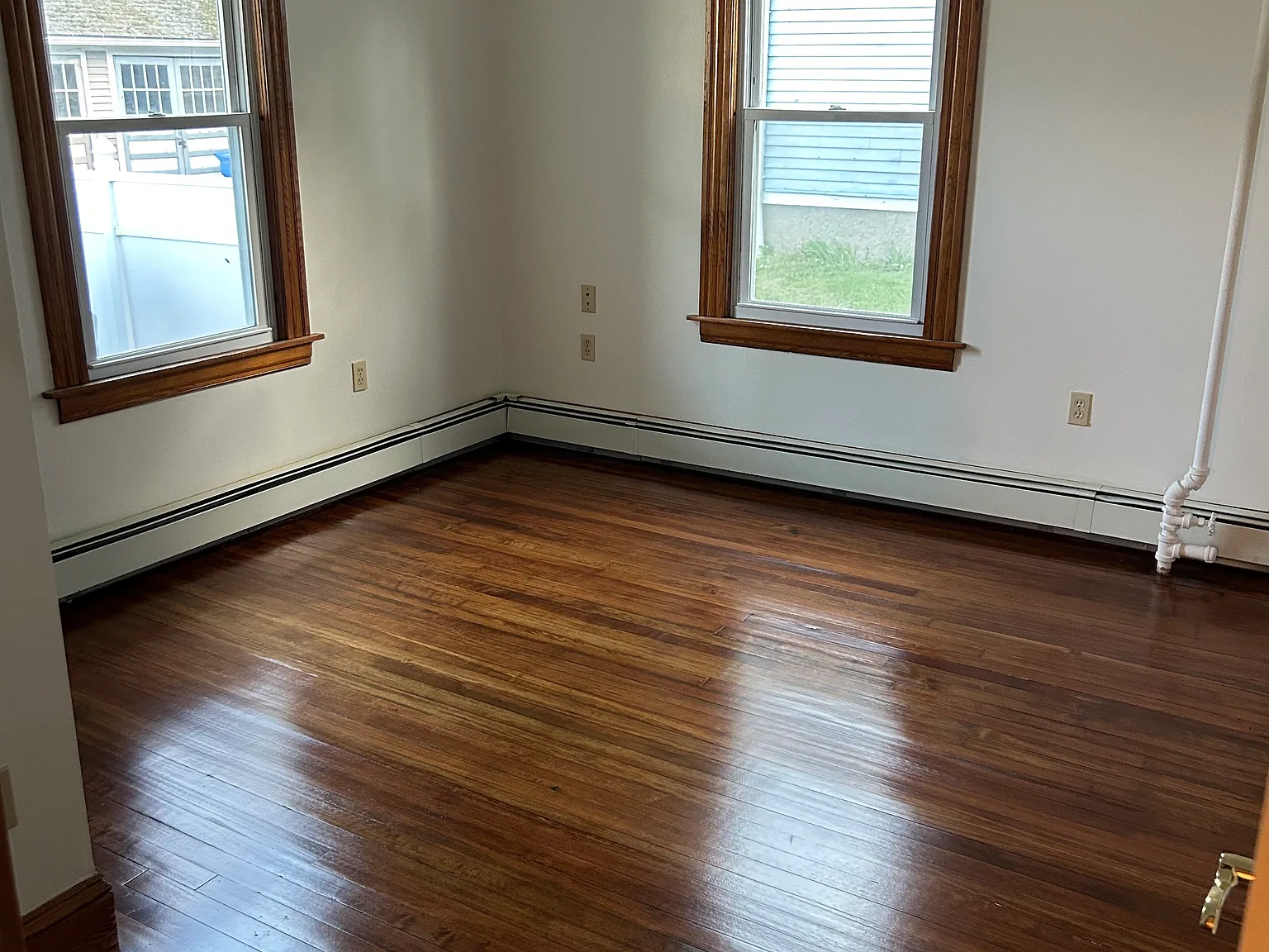 2 bed, 875 sqft, $1,875 — Photo 4